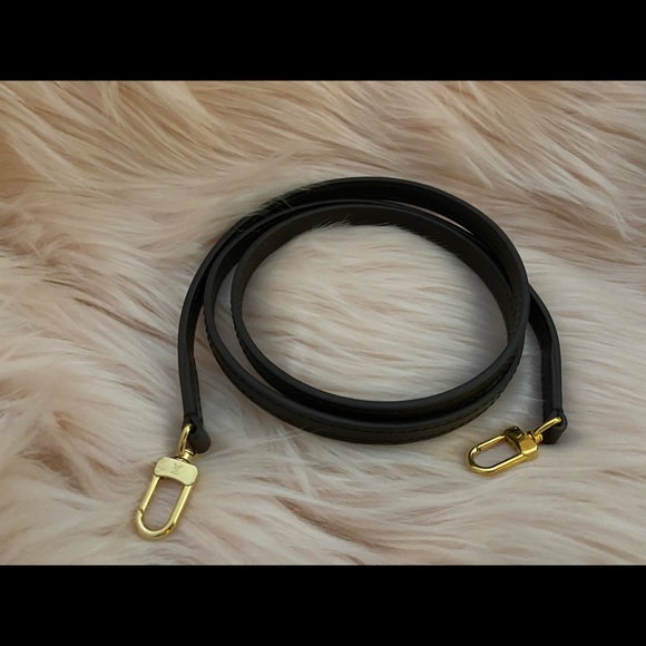 Louis Vuitton Alma BB - Picture 11 of 12